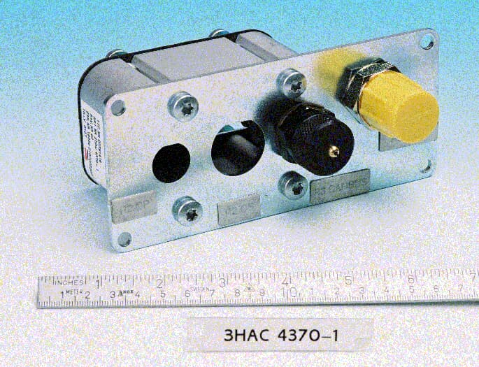 3HAC4370-1
