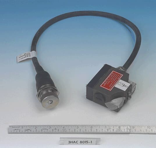 3HAC8015-1